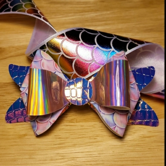 Mermaid scale hair bow - Picture 4 of 6